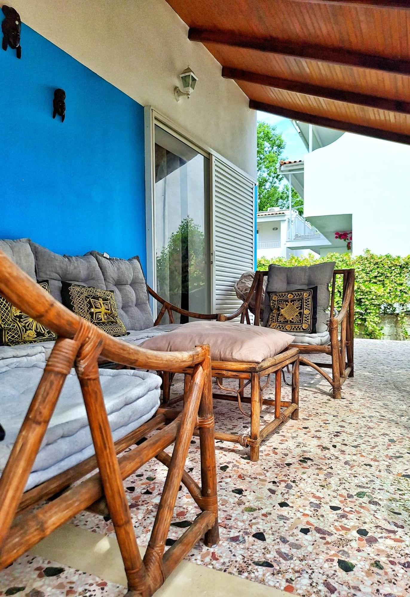 Lemami Seafront Bungalows Kávos Værelse billede