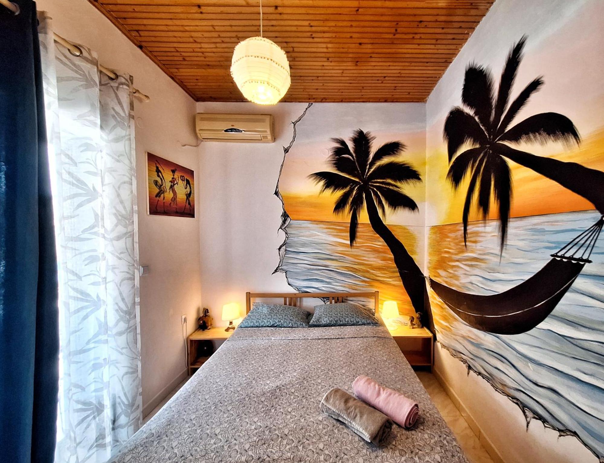Lemami Seafront Bungalows Kávos Værelse billede