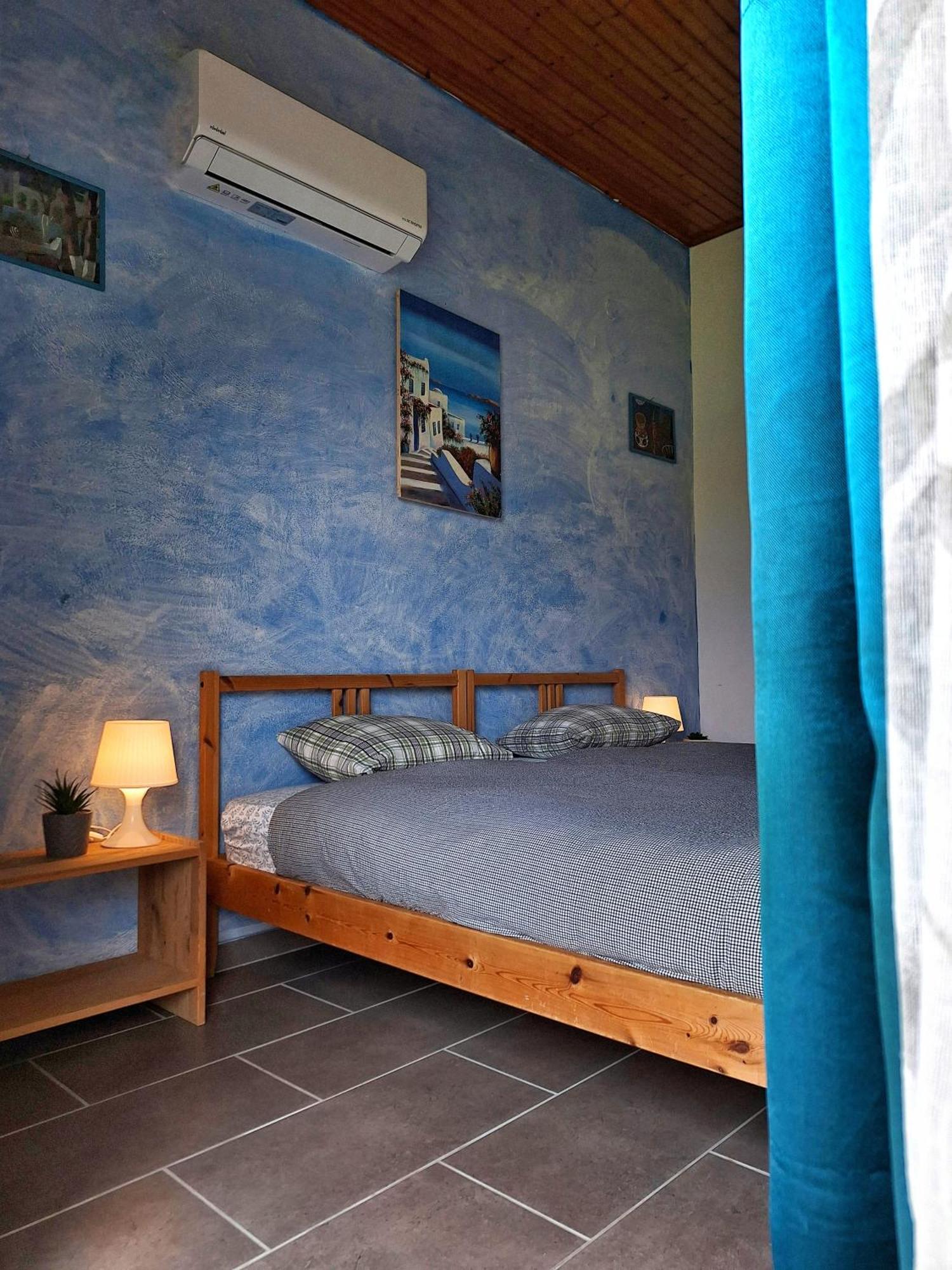 Lemami Seafront Bungalows Kávos Værelse billede