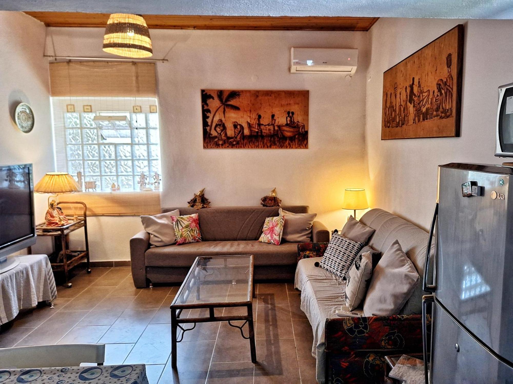 Lemami Seafront Bungalows Kávos Værelse billede
